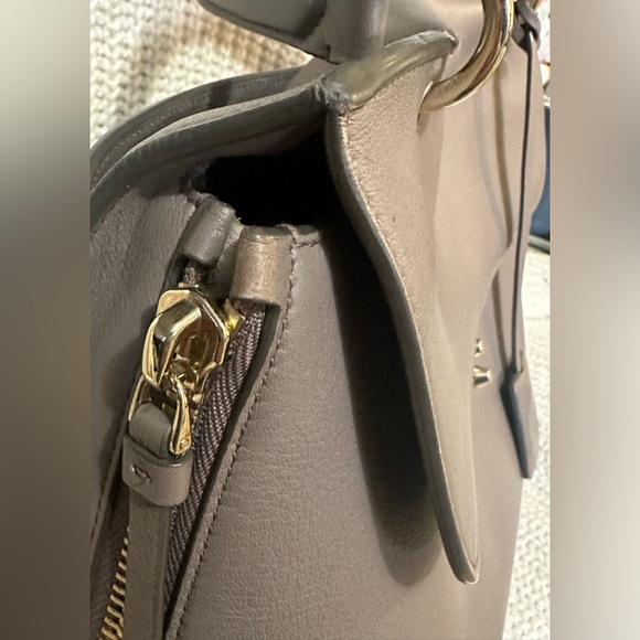 Salvatore Ferragamo Jet Set Top Handle Large Leather Bag - Picture 9 of 16